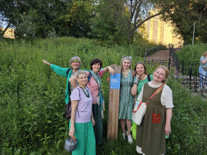 Дорога в Лавру третий этап. Цвет настроения зелёный Дорога в Лавру третий этап. Цвет настроения зелёный